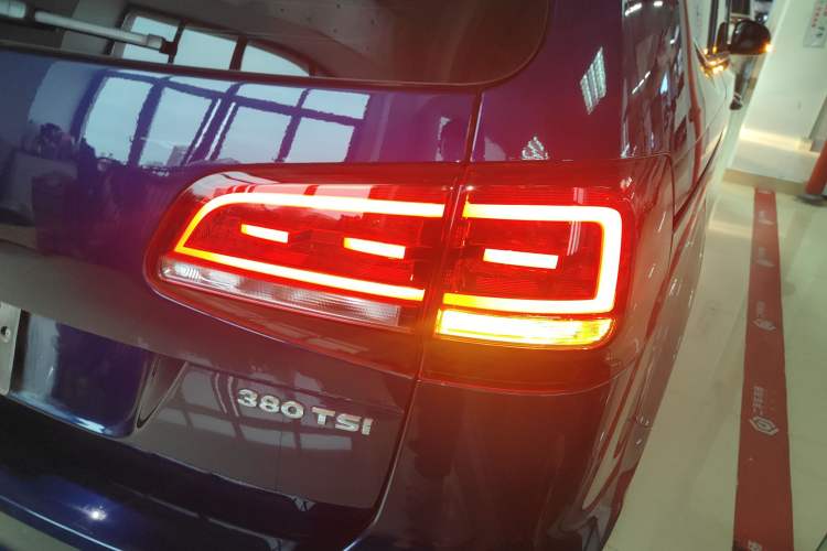 Used Volkswagen Sharan 2018 380TSI Enjoyment Edition Premium 7-Seater