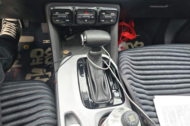 Used GAC Trumpchi GS3 2021 POWER 270T Automatic Luxury Edition Gear Lever