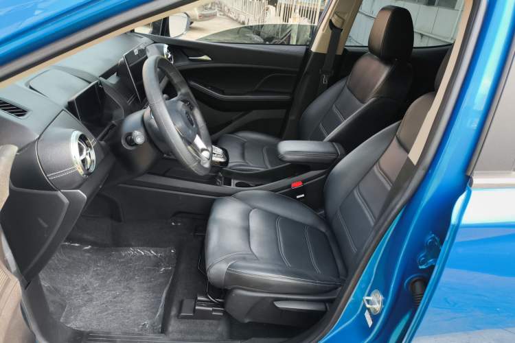 Used BYD Yuan New Energy 2019 EV535 Smart Connect Trendsetting Model Left Front Seat