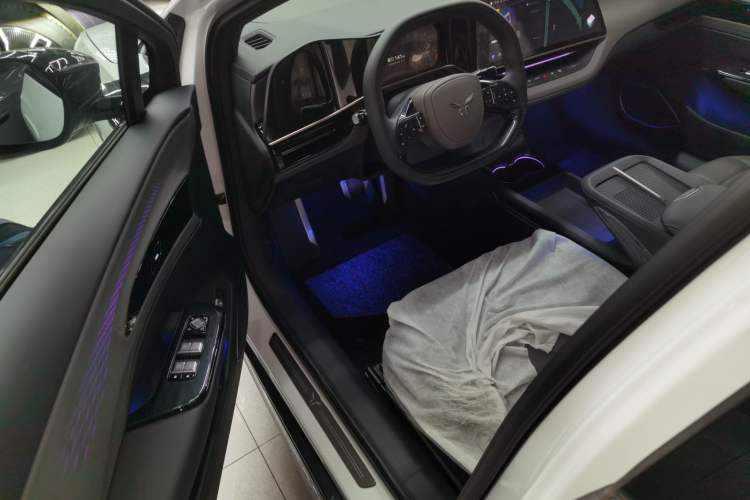 Used Hongqi EH7 2024 640 Pro+ All-Wheel Drive Driver Seat