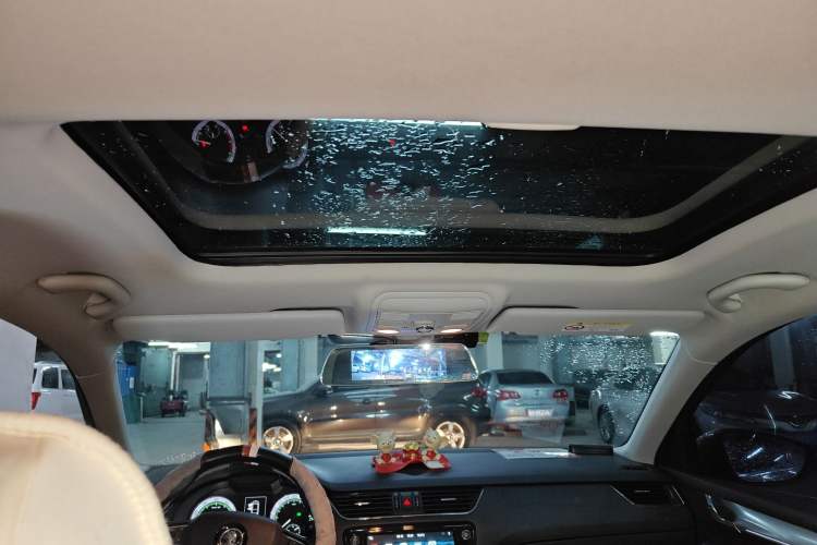 Used Skoda Octavia 2018 TSI230 DSG Luxury Edition