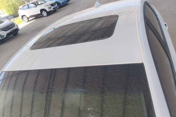 Used Chevrolet Monza 2019 RS 330T Automatic Comfort Edition China VI Standard Roof