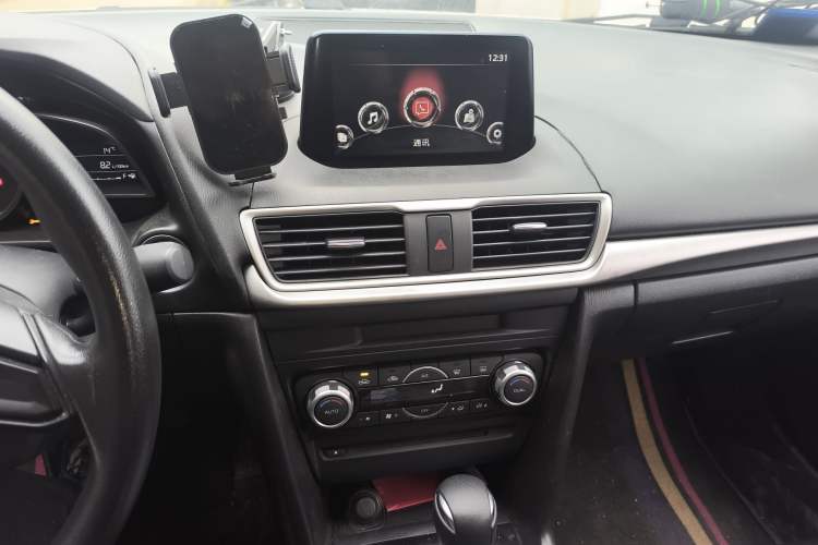 Used Mazda Mazda 3 Axela 2017 Sedan 1.5L Automatic Luxury Model Emission Standard China V