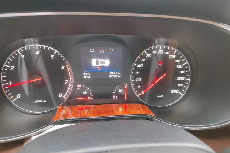 Used FAW Senya R9 2018 1.2T Manual Prestige Smart Enjoyment Model
