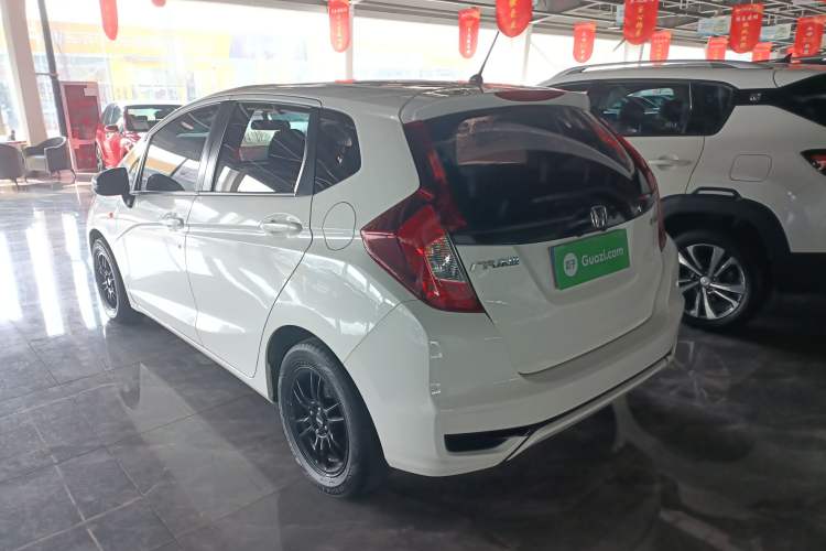 Used Honda Fit 2018 1.5L CVT Comfort Sunroof Version