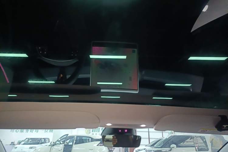 Used Tesla Model 3 2023 Rear-Wheel-Drive Version
