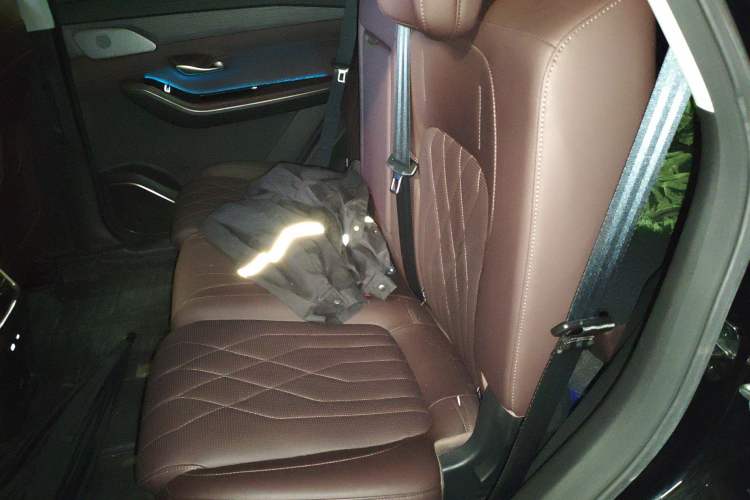 Used JETOUR X90 PRO 2024 1.6T DCT Luxury Edition 7-Seater