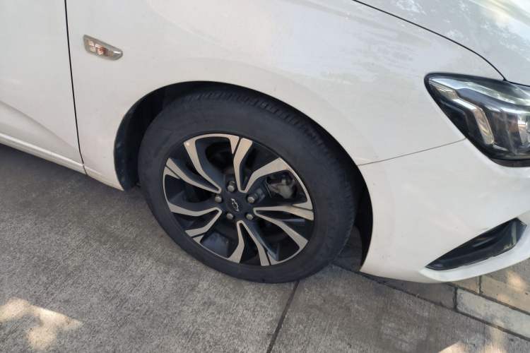 Used Chevrolet Monza 2020 Light Hybrid RS 330T Automatic Comfort Edition