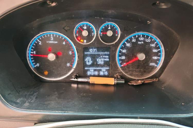 Used Foton Toano 2022 2.0T Manual Tongtu Multi-Function Long Wheelbase Mid-Roof Single-Tire 5/6/7/9-Seater 4F20TC3