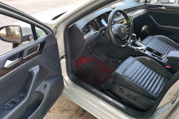 Used Volkswagen Magotan 2019 330TSI DSG Luxury Version China VI Standard