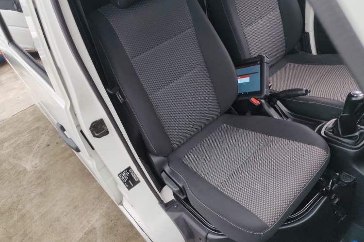 Used CHANGAN KAICHENG Star 3 2015 1.0L Base Version with Air Conditioning C10 Right Front Seat