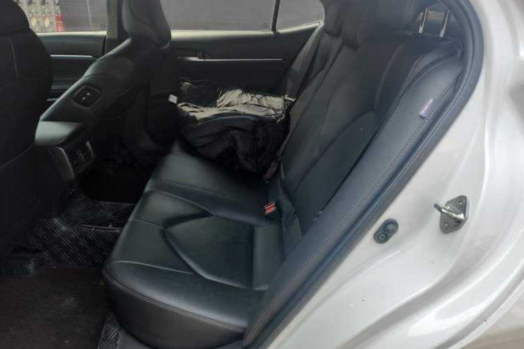 Used Toyota Camry 2019 2.5G Luxury Edition China VI Standard Left Rear Seat