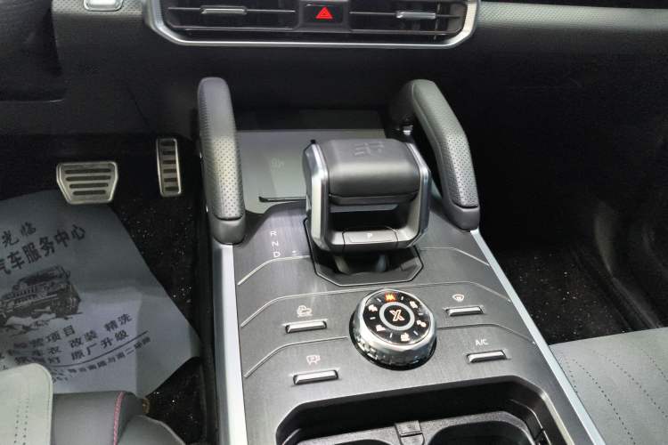 Used JETOUR Traveler 2024 2.0T All-Wheel-Drive CrossPRO Entertainment Edition