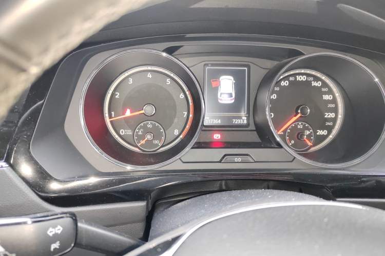 Used Volkswagen Tiguan L 2017 330TSI Automatic Two-Wheel Drive Luxury Edition