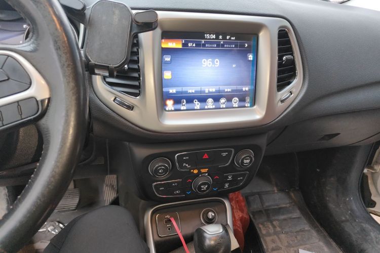 Used Jeep Compass 2017 200T Automatic Family Edition
