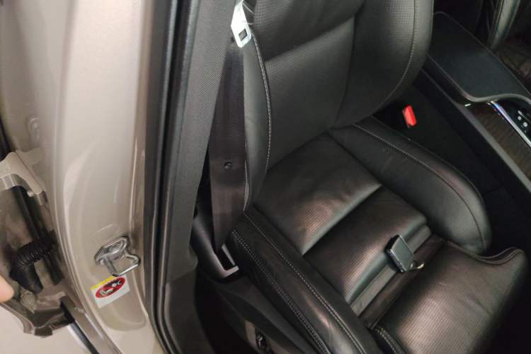 Used Volvo XC90 2015 T6 Luxury Edition 5-seater Right Front Seat