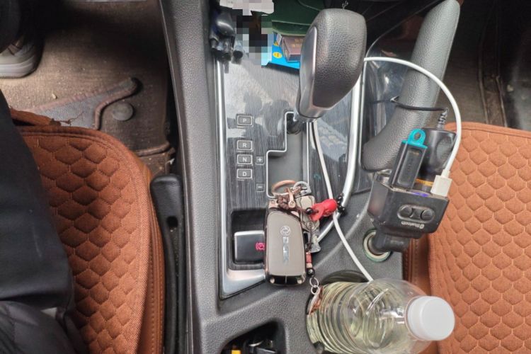 Used Dongfeng Fengdu MX5 2016 2.0L Automatic Flagship Edition Gear Lever