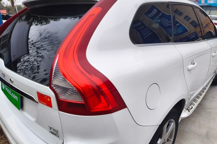 Used Volvo XC60 2015 T5 AWD Smart Drive Edition