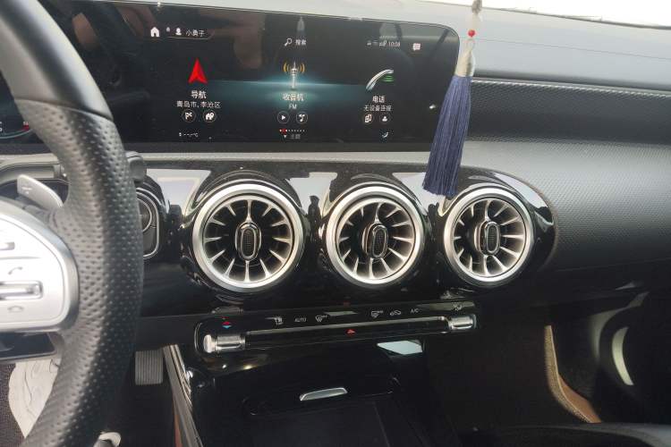 Used Mercedes-Benz A-Class 2022 Restyled A 200 L Sport Sedan Fashion Version Audio And AC Panel