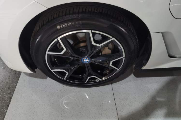 Used BMW i3 2023 eDrive 40 L Midnight Edition