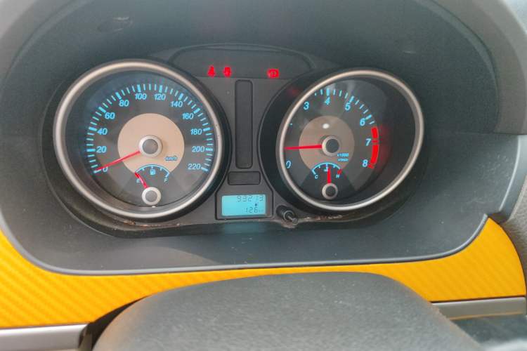 Used Buick Excelle 2015 1.5L Manual Classic Trim
