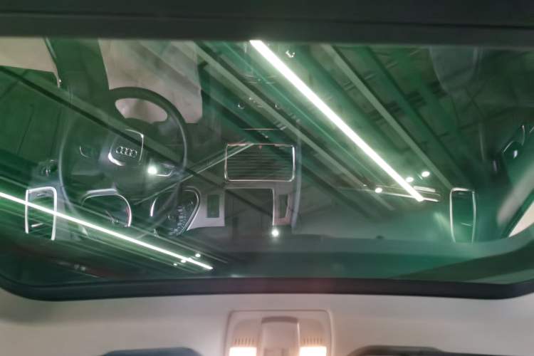 Used Audi Q7 2011 3.0 TFSI Exclusive Edition (200kW) Headliner