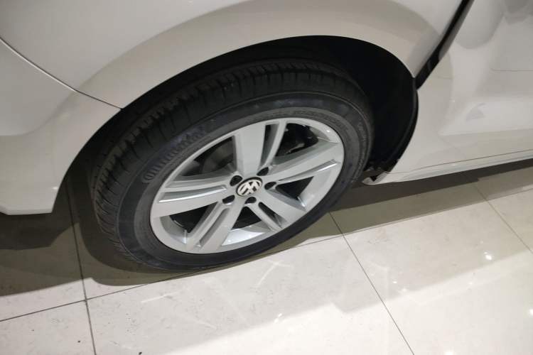 Used Volkswagen Sharan 2018 Revised Version 380TSI Comfort Edition 7-Seater
