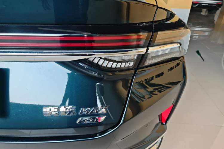 Used Dongfeng Aeolus Yixuan MAX 2021 1.5T Ultra-Stylish Trendsetter Edition