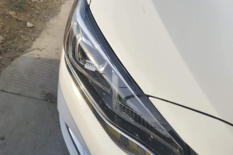 Used Chevrolet Monza 2021 320 Automatic Enjoyment Sunroof Edition Right Front Headlight