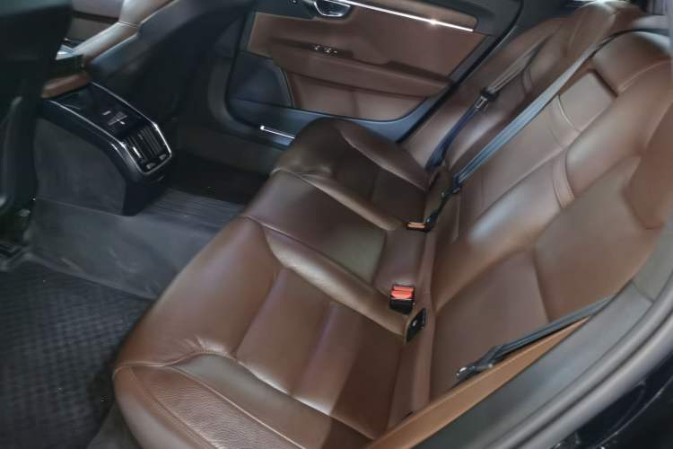 Used Volvo S90 2021 B5 Zhiyuan Luxury Edition