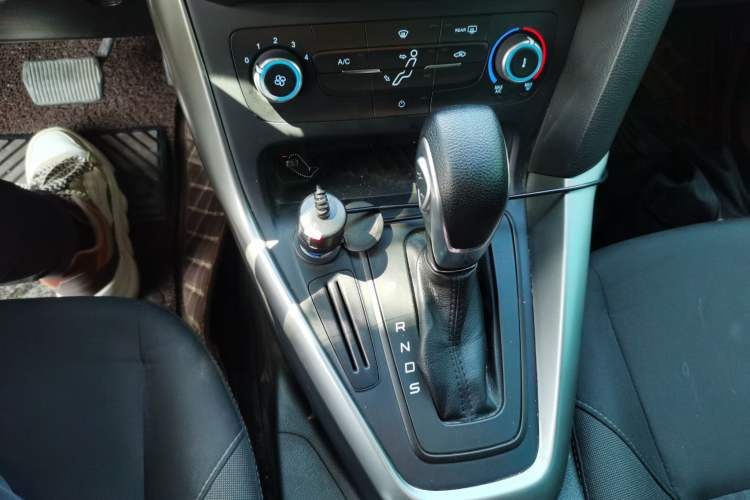 Used Ford Focus 2018 Hatchback Classic 1.6L Automatic Comfort Plus SmartDrive Edition