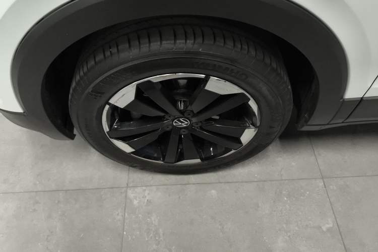 Used Volkswagen Tacqua 2021 1.5L Automatic Yue Zhi Lian Edition Left Front Wheel Hub