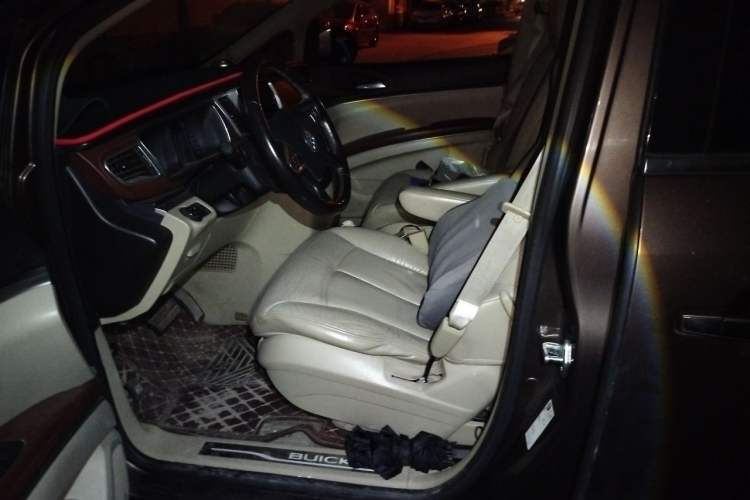 Used Buick GL8 2014 3.0L XT Luxury Business Flagship Edition