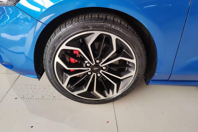 Used Ford Focus 2021 Sedan EcoBoost 180 Automatic ST Line