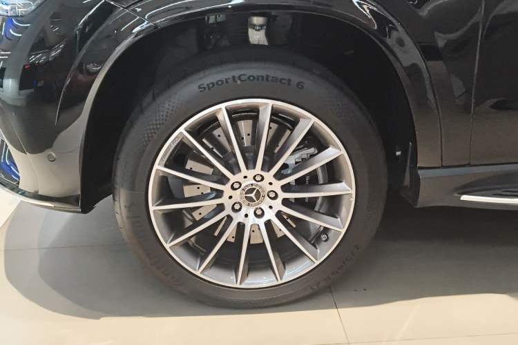 Used Mercedes-Benz GLE 2024 GLE 450 4MATIC Luxury Model
