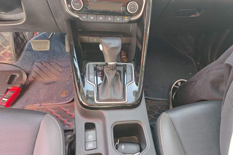 Used Kia Sportage R 2019 2.0L Automatic Smart Luxury Edition
