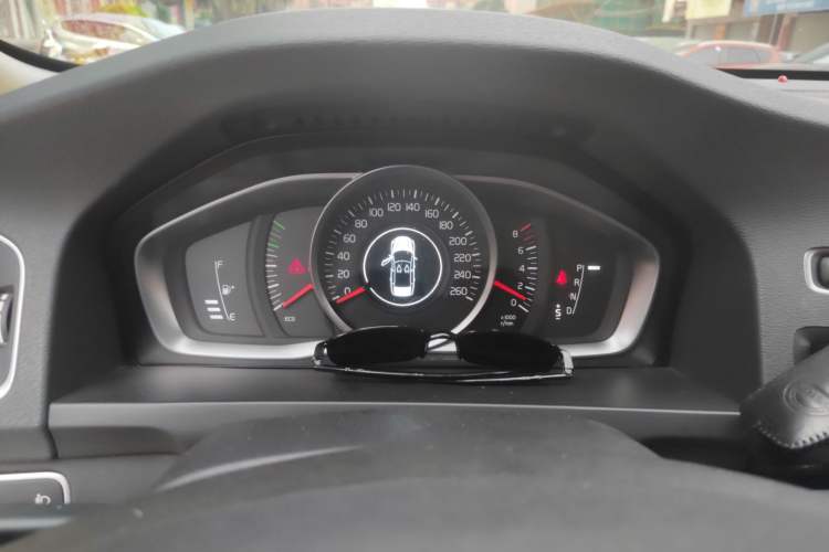 Used Volvo S60 2015 S60L 2.0T Smart Drive Edition
