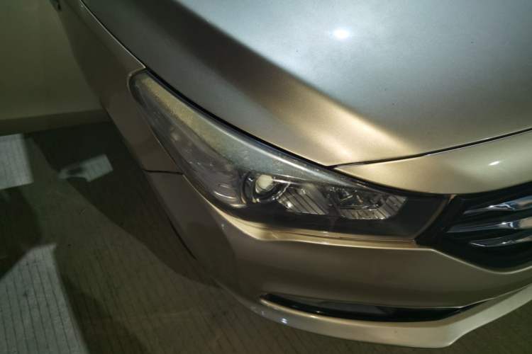 Used GAC Trumpchi GA3S Vision 2014 1.6L Automatic Elite ESP Version Right Front Headlight