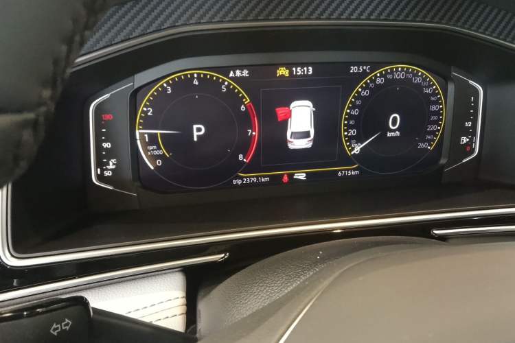 Used Volkswagen Tiguan L 2024 Outstanding Model 330TSI Automatic Two-Wheel Drive R-Line Dragon Glory Edition Odometer Close Up