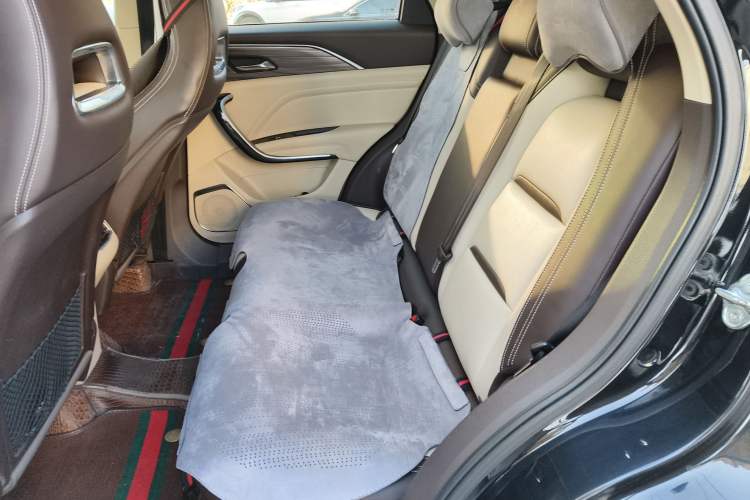 Used Bestune T77 2019 230 TID Automatic Luxury Version China VI Emission Standard
