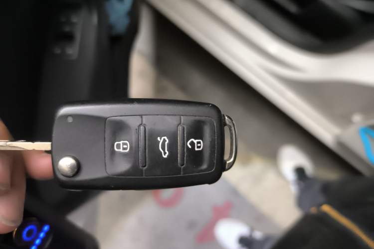 Used Volkswagen Polo 2016 1.6L Automatic Comfort Model
