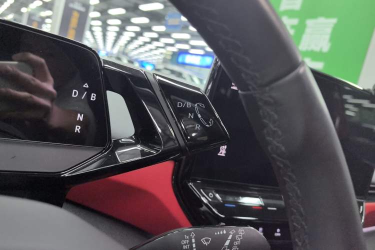 Used Volkswagen ID.4 X 2022 Pure Smart Edition Gear Lever