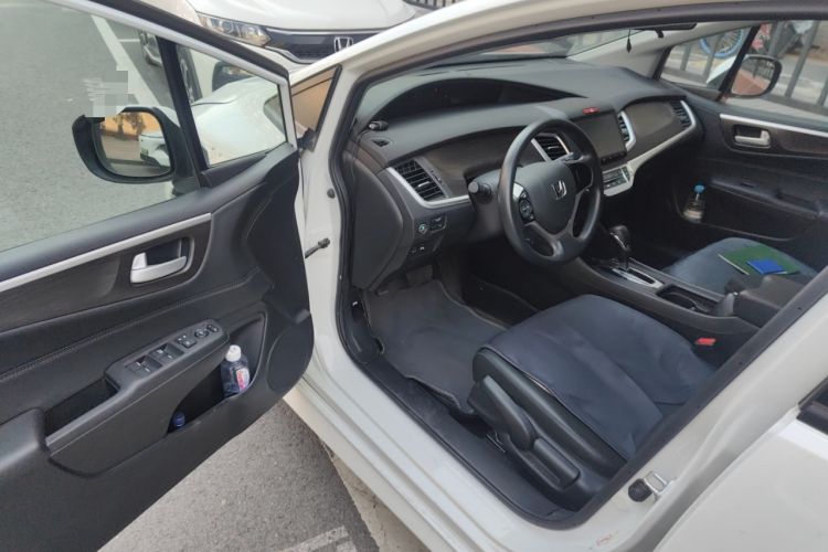 Used Honda Jade 2016 1.8L Automatic Comfort Version 5 Seats
