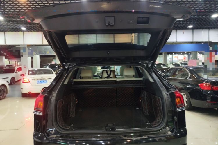 Used Zotye Domy X7 2018 2.0T Automatic Prestige Edition Trunk