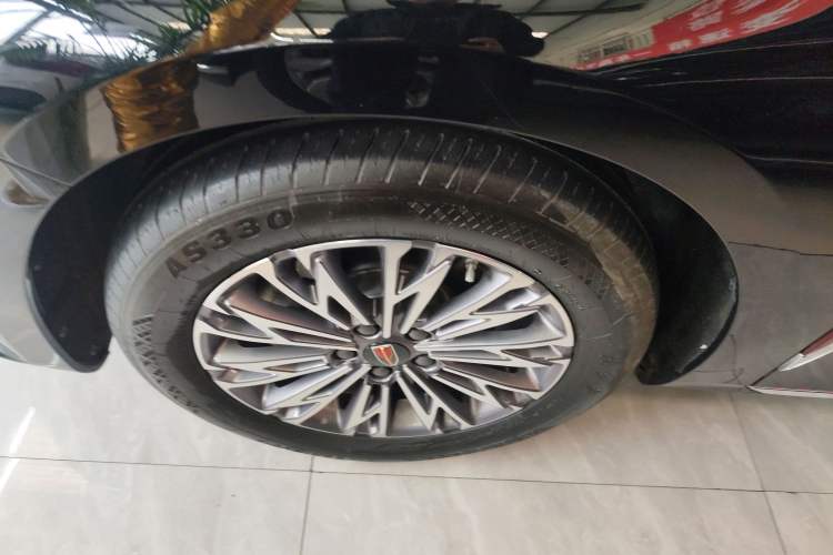 Used Hongqi H5 2024 1.5T DCT Smart Connect Flagship Edition Left Front Wheel Hub