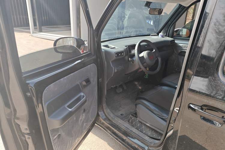 Used Wuling Zhiguang New Energy 2025 Comfort Model Driver Seat