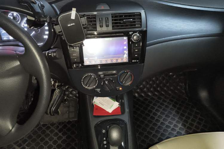 Used Nissan Tiida 2011 1.6L CVT Comfort Model