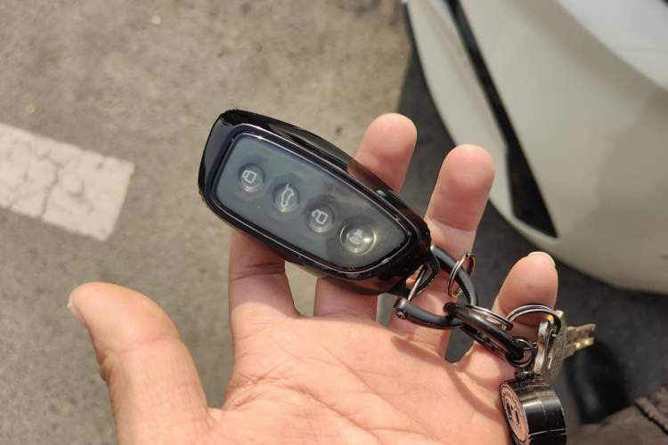 Used BYD Seal 06 New Energy 2025 DM-i Smart Drive 80KM Luxury Model Vehicle Key