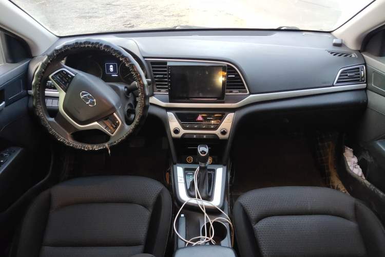 Used Hyundai Elantra (6th Generation / Lingdong) 2016 1.6L Automatic ZhiXuan – Elite Version
