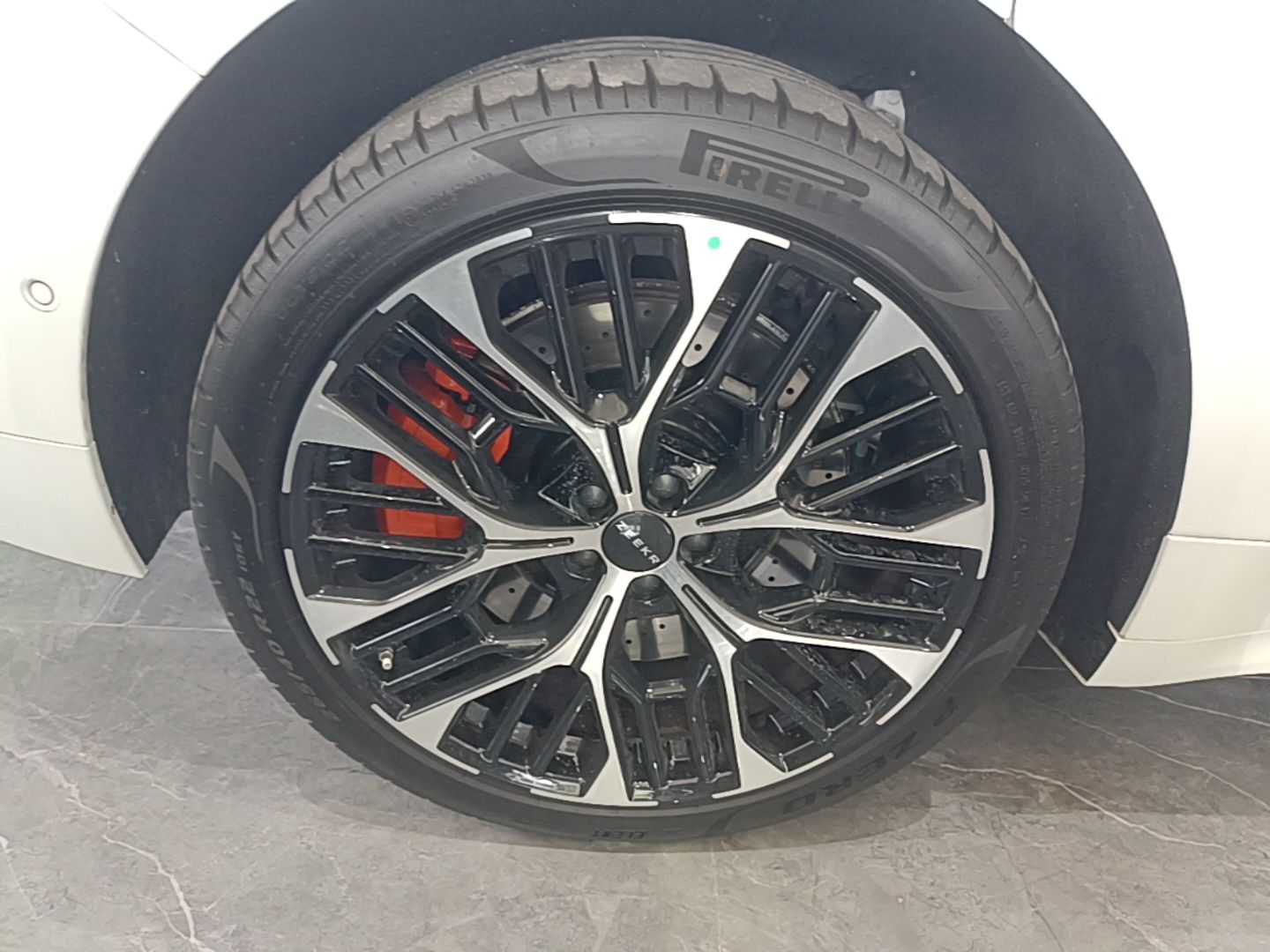Zeekr 001 2026 Model 103° Four-Wheel Drive Ultra+ Version — снимка 11